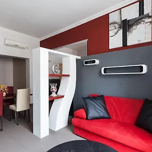 https://homehouse-santamaura-san-pietro.it-romehotels.com